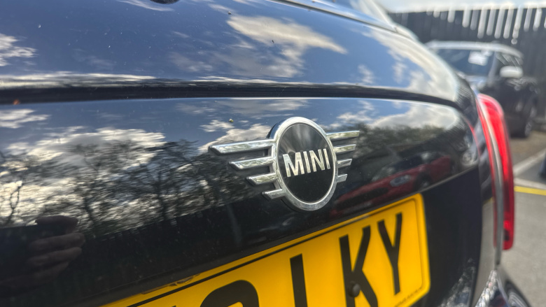 MINI Hatchback 2.0 Cooper S Exclusive 5dr Auto Petrol Hatchback